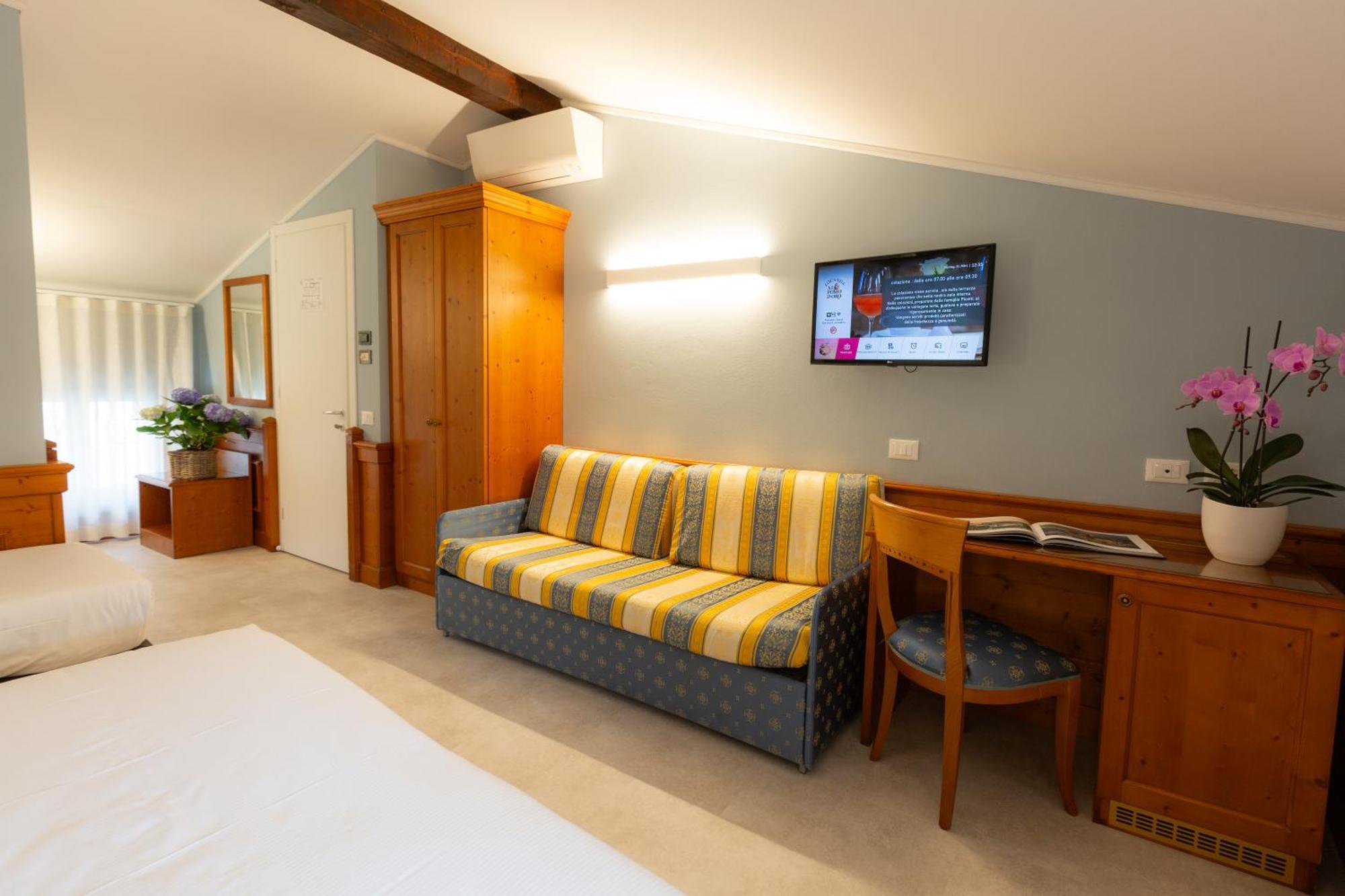 Al Pomo D'oro Hotel