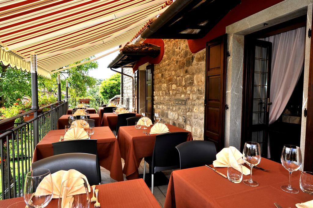 Hotel Al Pomo D'oro 3*